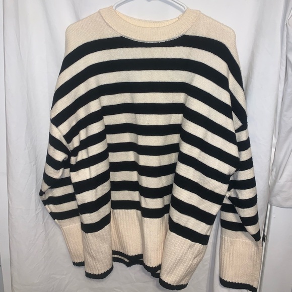 Industry Nordstrom Cream Black Striped Crewneck Sweater Sz XL - Picture 1 of 7